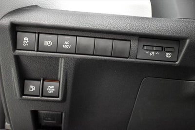 2025 Toyota SIENNA XSE XSE 7 Passenger