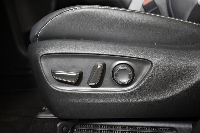 2025 Toyota SIENNA XSE XSE 7 Passenger