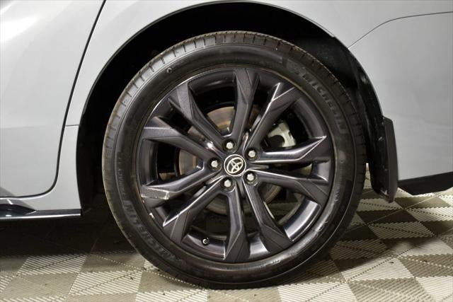 2025 Toyota SIENNA XSE XSE 7 Passenger