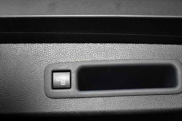 2025 Toyota SIENNA XSE XSE 7 Passenger