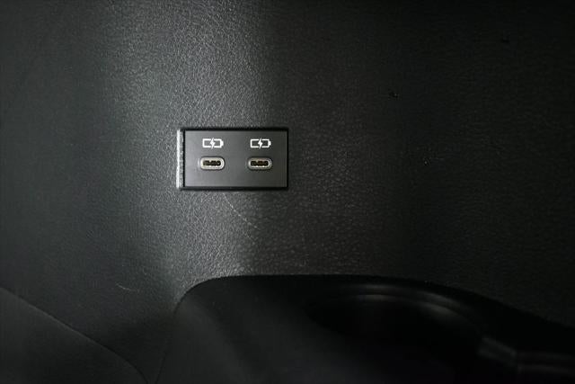 2025 Toyota SIENNA XSE XSE 7 Passenger