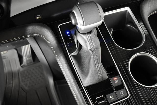 2025 Toyota SIENNA XSE XSE 7 Passenger