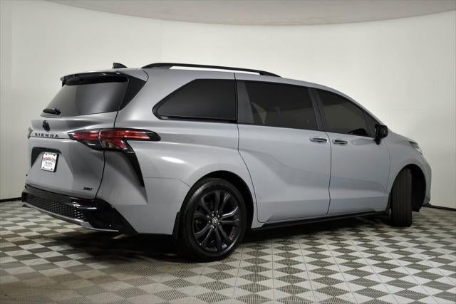 2025 Toyota SIENNA XSE XSE 7 Passenger