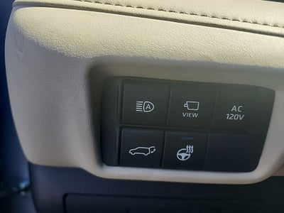 2023 Toyota Highlander Hybrid Platinum