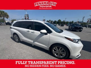 2024 Toyota Sienna Platinum 7 Passenger