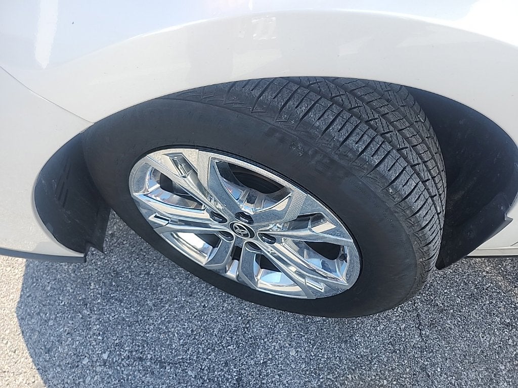2024 Toyota Sienna Platinum 7 Passenger