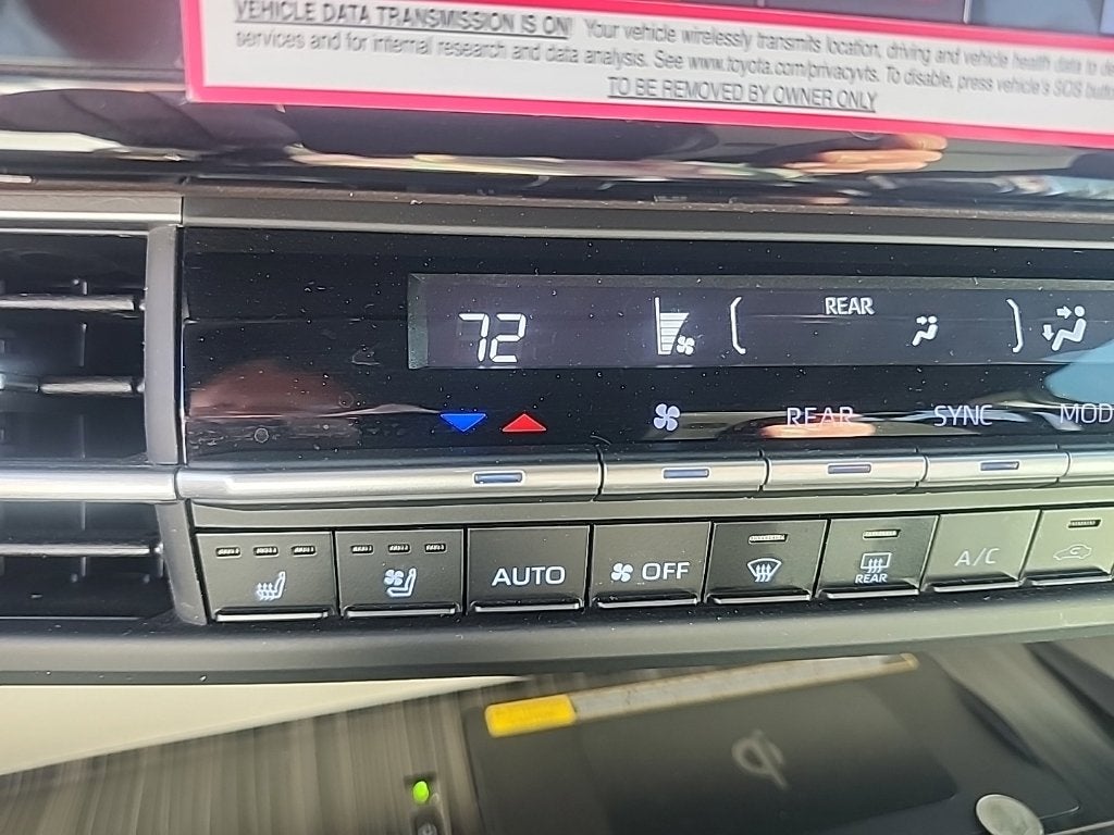 2024 Toyota Sienna Platinum 7 Passenger