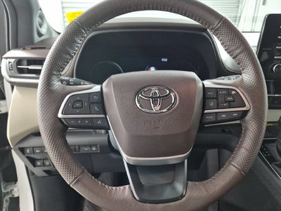2024 Toyota Sienna Platinum 7 Passenger