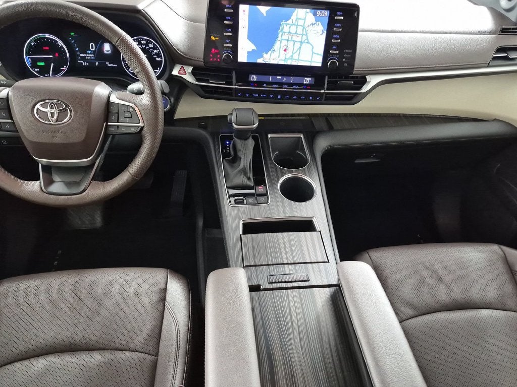 2024 Toyota Sienna Platinum 7 Passenger