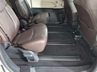 2024 Toyota Sienna Platinum 7 Passenger
