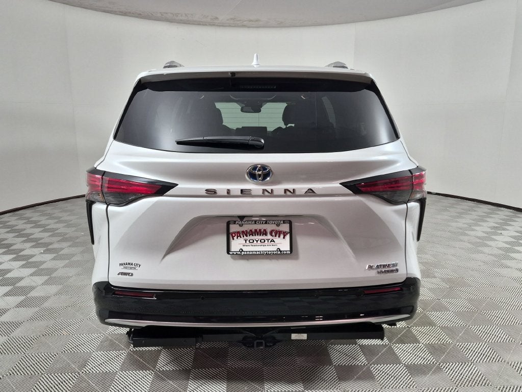 2024 Toyota Sienna Platinum 7 Passenger