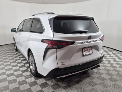 2024 Toyota Sienna Platinum 7 Passenger