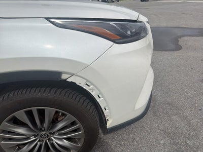 2021 Toyota Highlander Hybrid Platinum