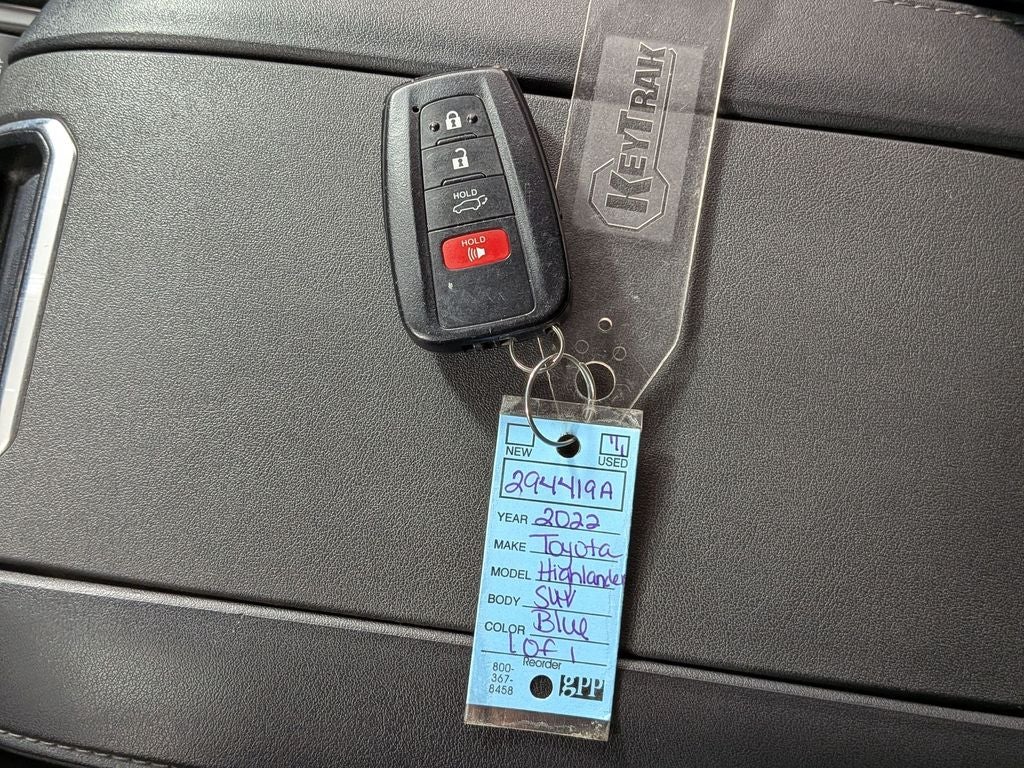 2022 Toyota Highlander XLE