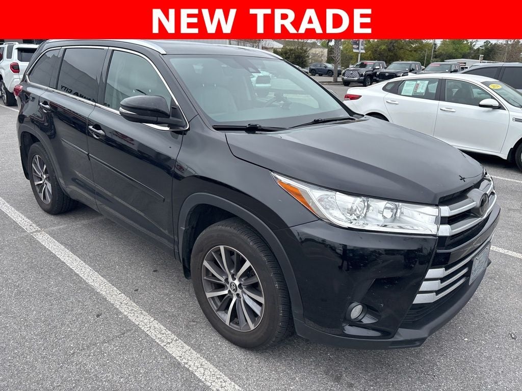 2017 Toyota Highlander SE