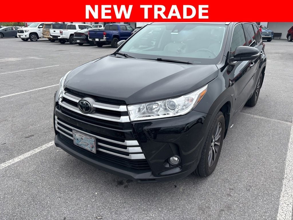 2017 Toyota Highlander SE