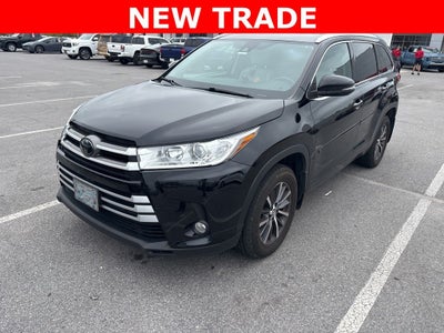 2017 Toyota Highlander SE