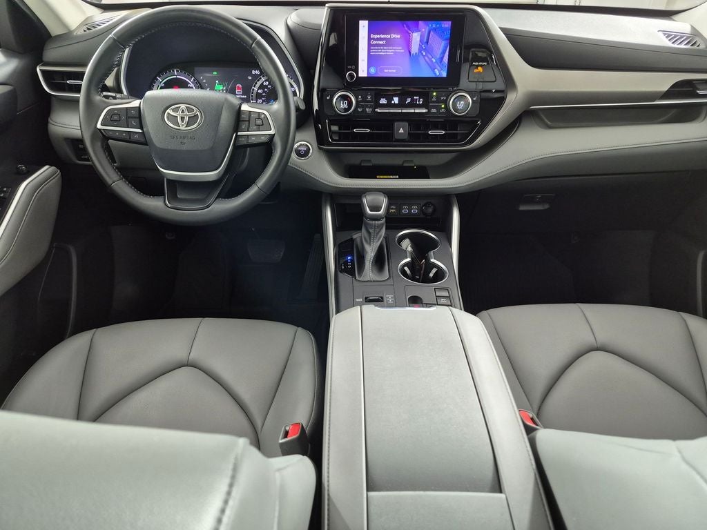 2023 Toyota Highlander Hybrid XLE