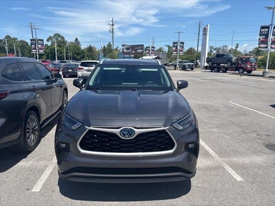 2023 Toyota Highlander Hybrid XLE