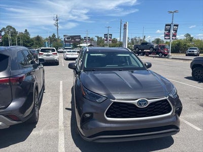 2023 Toyota Highlander Hybrid XLE