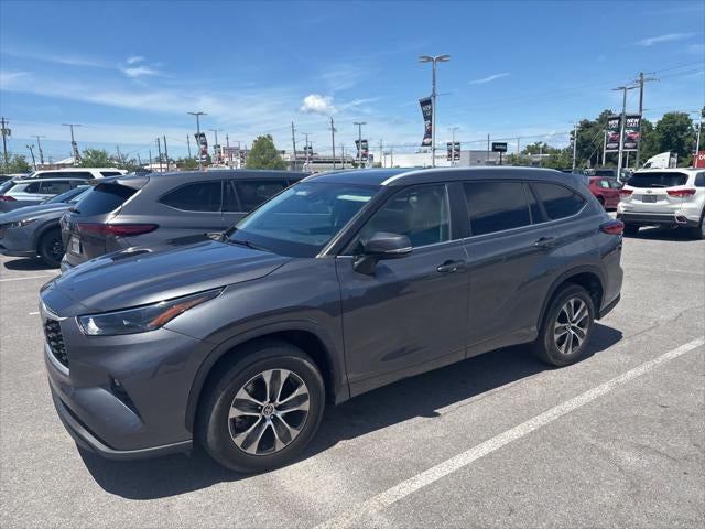 2023 Toyota Highlander Hybrid XLE