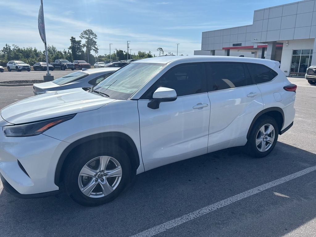 2023 Toyota Highlander L