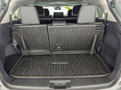 2025 Toyota Highlander XLE