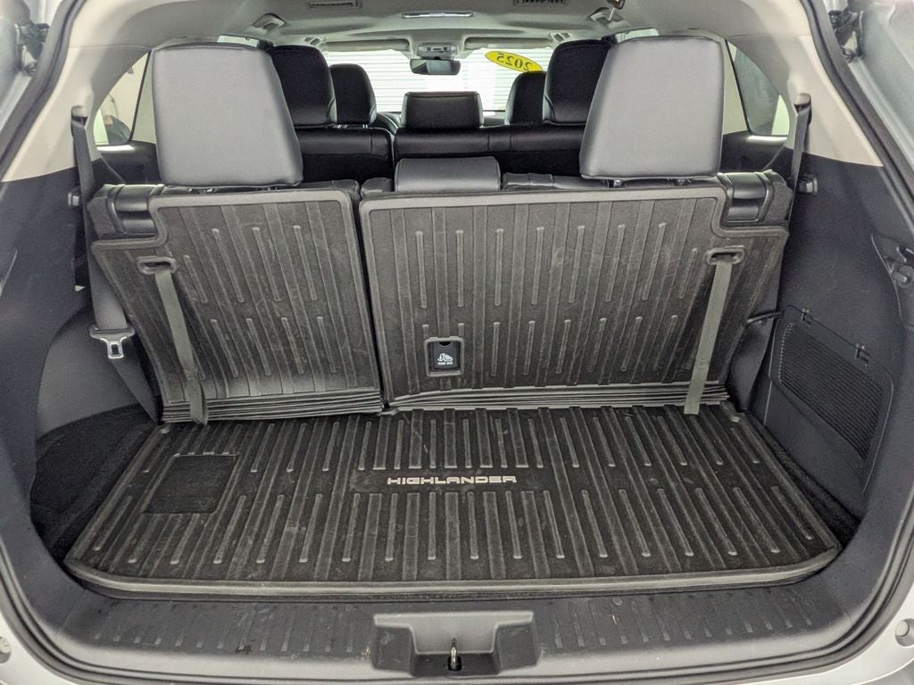 2025 Toyota Highlander XLE