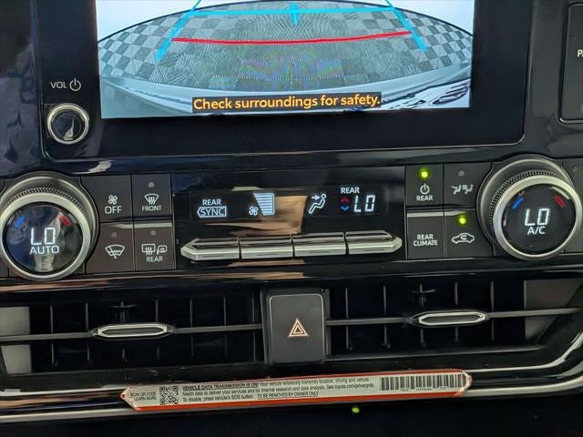 2025 Toyota Highlander XLE