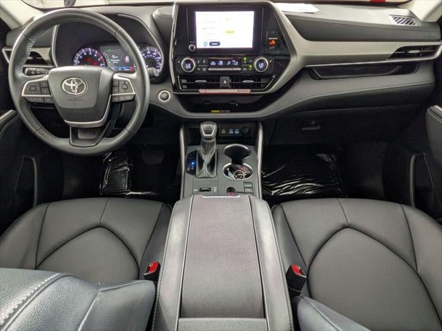 2025 Toyota Highlander XLE