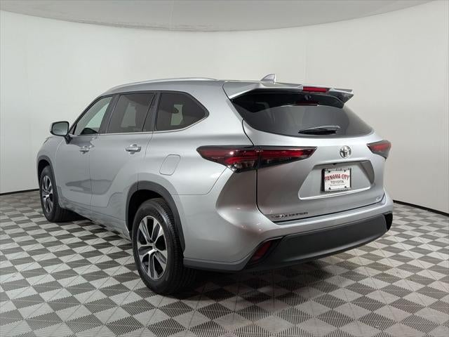 2025 Toyota Highlander XLE