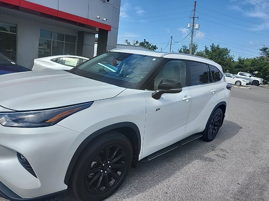 2025 Toyota Highlander XLE