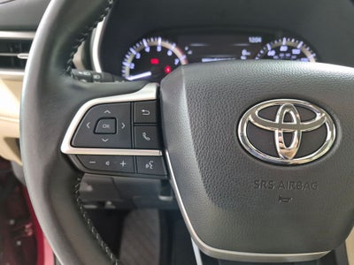 2025 Toyota Highlander XLE