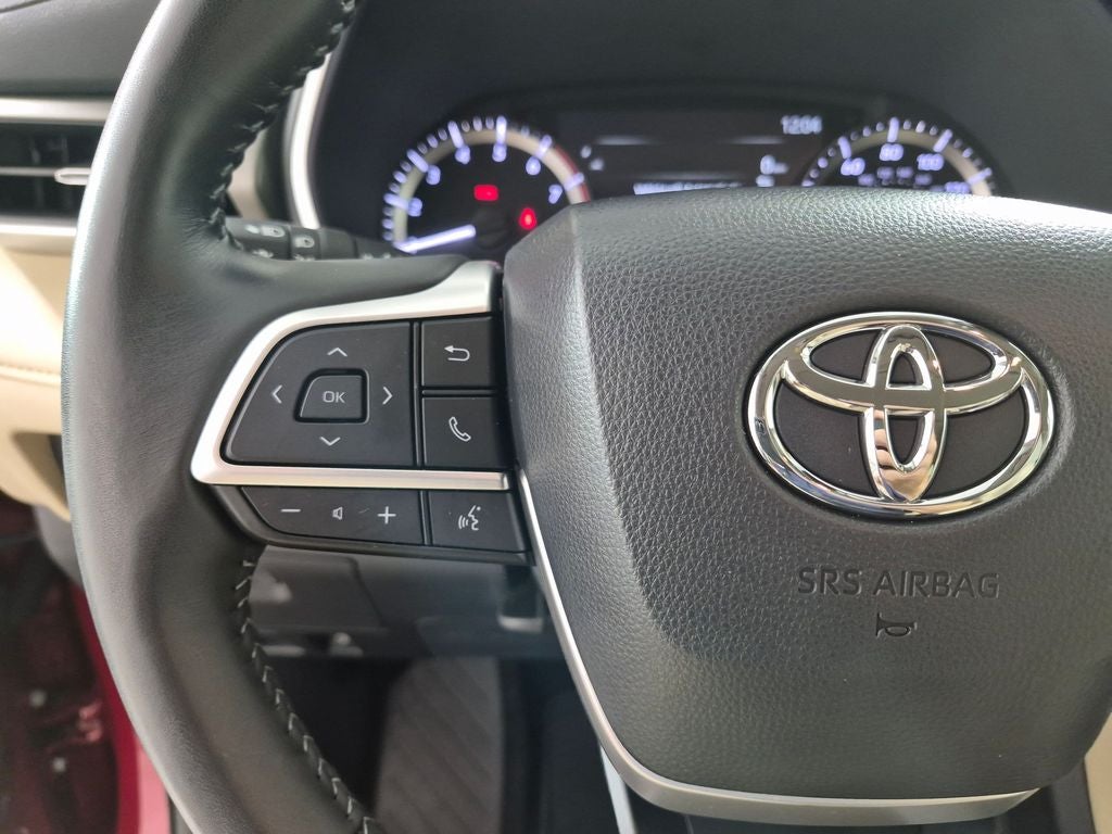 2025 Toyota Highlander XLE