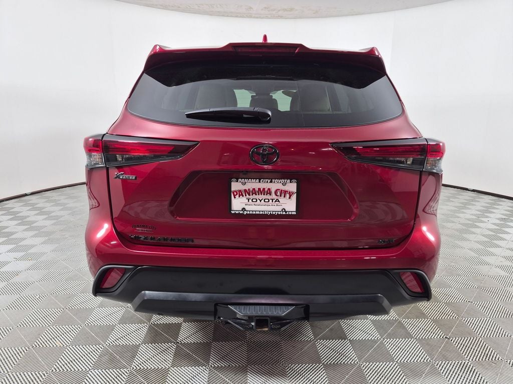 2025 Toyota Highlander XLE