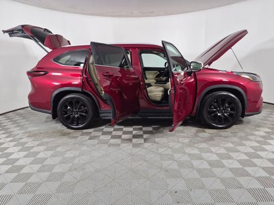 2025 Toyota Highlander XLE