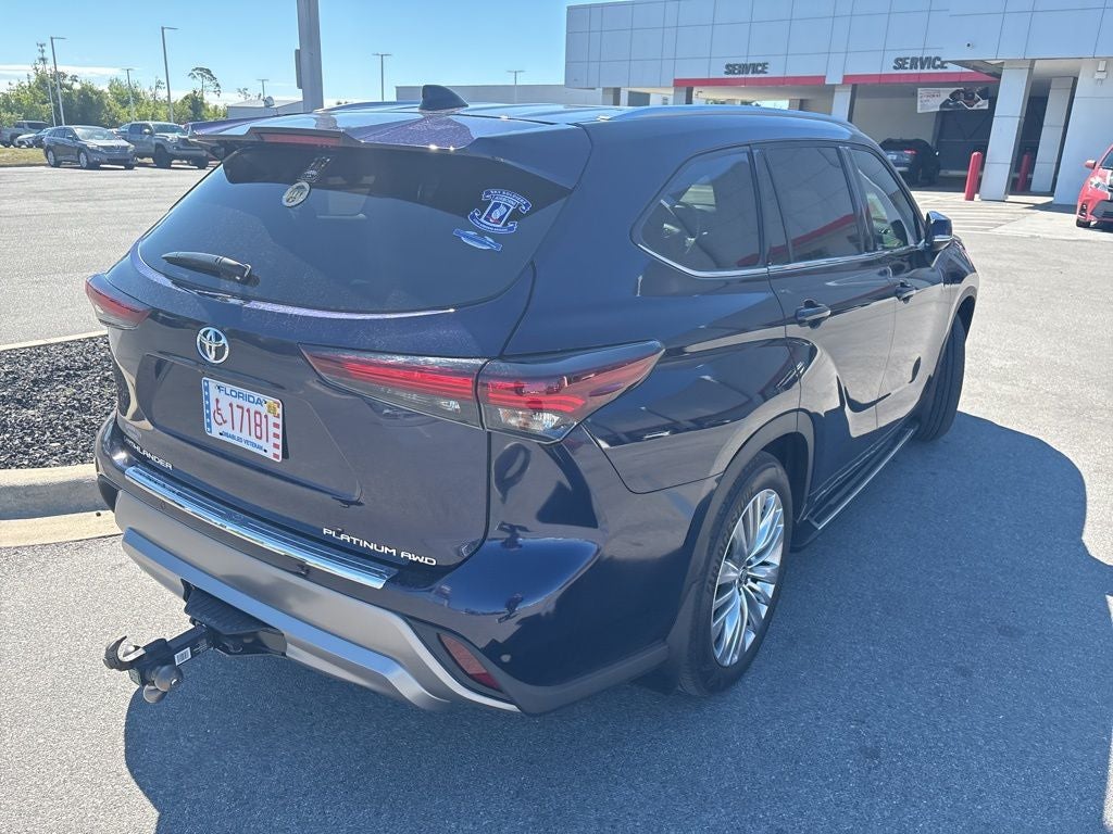 2025 Toyota Highlander Platinum