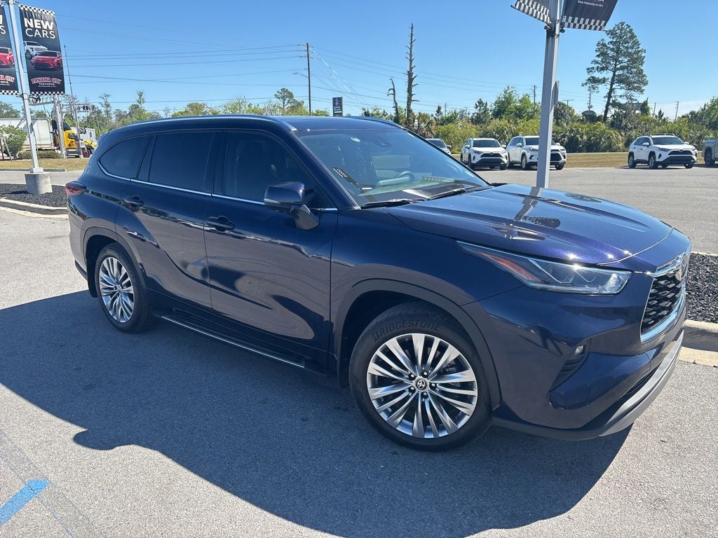 2025 Toyota Highlander Platinum