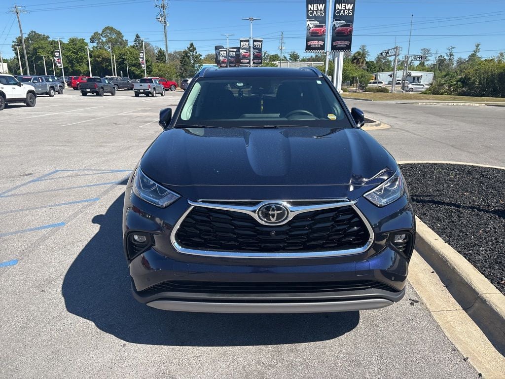 2025 Toyota Highlander Platinum