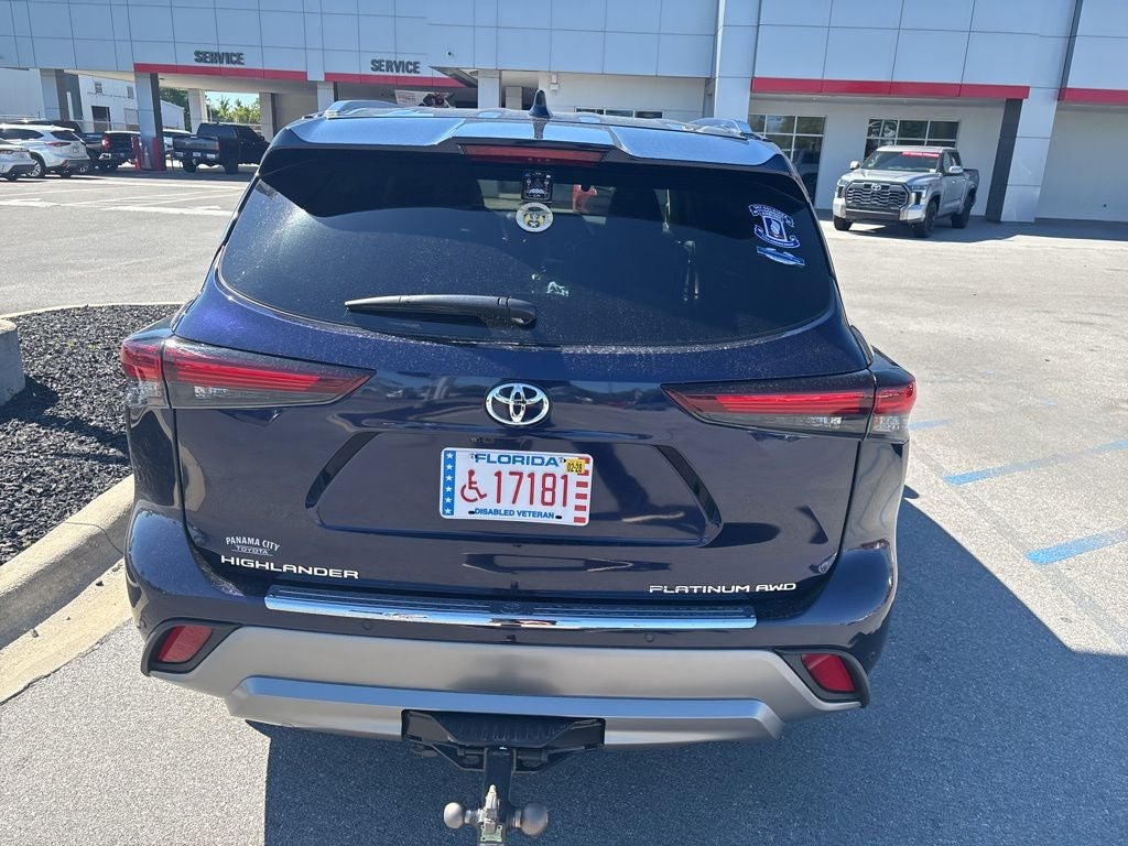 2025 Toyota Highlander Platinum