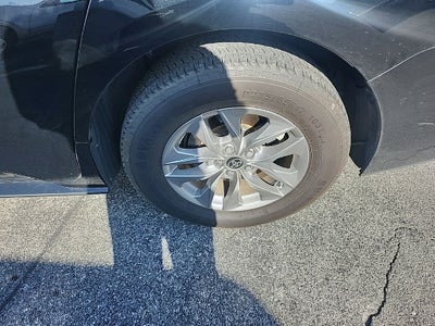 2021 Toyota Sienna LE 8 Passenger