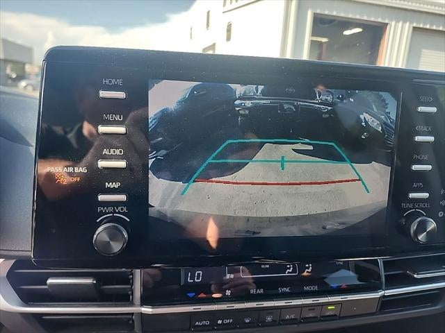 2021 Toyota SIENNA LE LE 8 Passenger