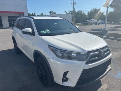 2019 Toyota Highlander SE