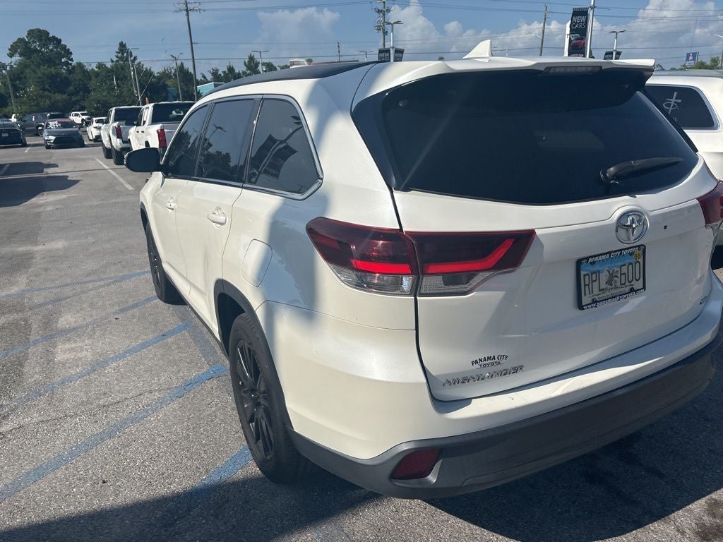 2019 Toyota Highlander SE