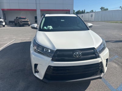 2019 Toyota Highlander SE