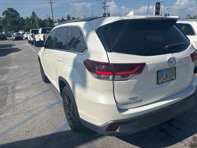 2019 Toyota Highlander SE