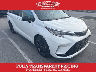 2022 Toyota Sienna XSE 7 Passenger