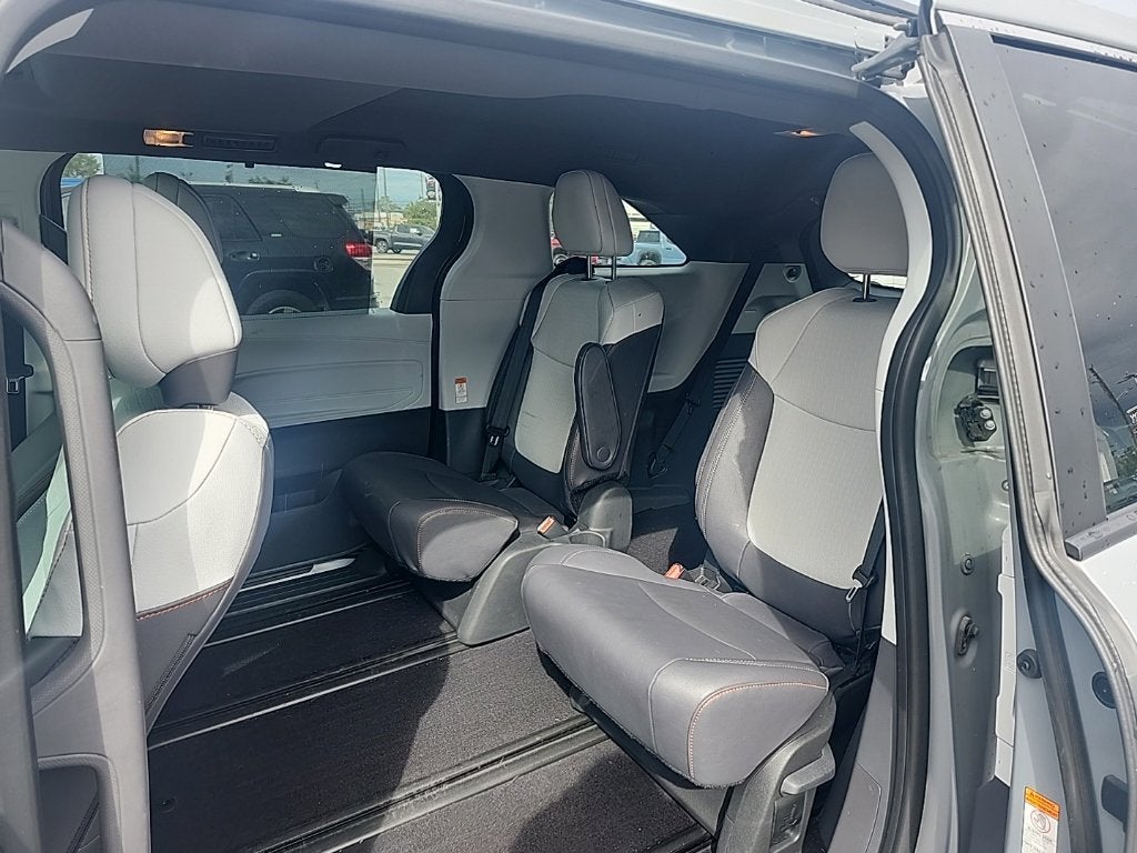 2024 Toyota Sienna XSE 7 Passenger