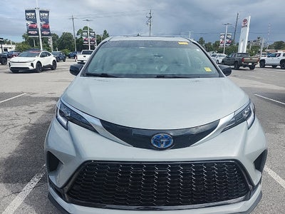 2024 Toyota Sienna XSE 7 Passenger