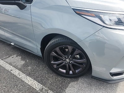 2024 Toyota Sienna XSE 7 Passenger